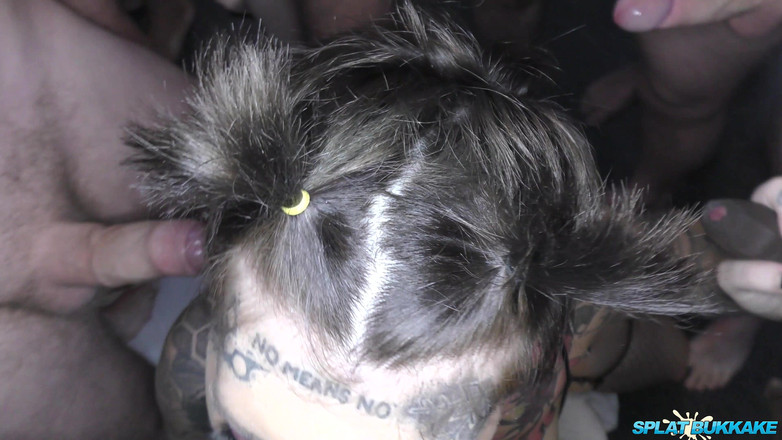 Bukkake team: 拥有惊人身材的热辣宝贝进入派对