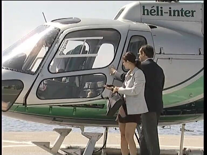 Real porno and movies XXX: 큰 젖탱이와 젖은 보지의 핫한 여자 더블 따먹기