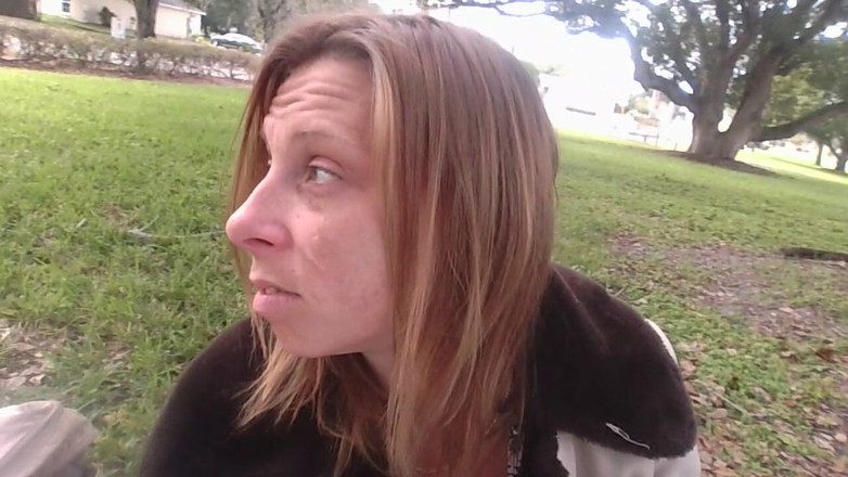 Molly Devine: ただのアマチュアトーキングビデオ