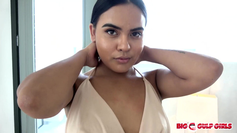 Top Web Models: Minyon latin genç gabby martinez bakış açısı döl yutuyor sakso