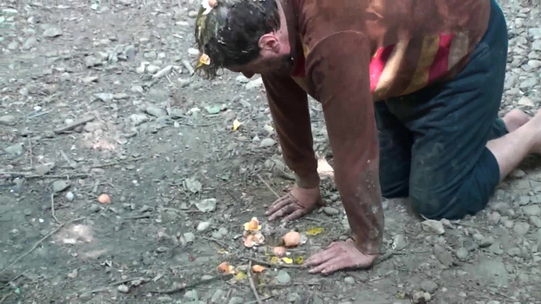 Femdom Austria: Venkovní ponižování tohoto otroka