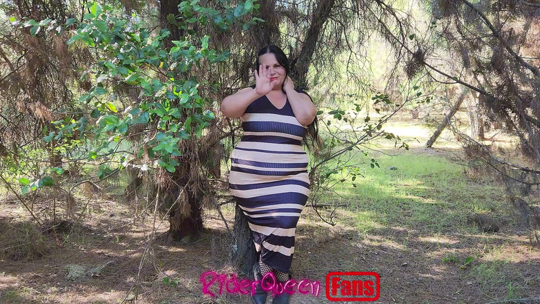 Riderqueen BBW Step Mom Latina Ebony: Riderqueen Alone, Venkovní, Videa pro Fanoušky