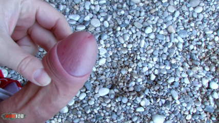 MMM100: Bionda scopata e inculata in spiaggia