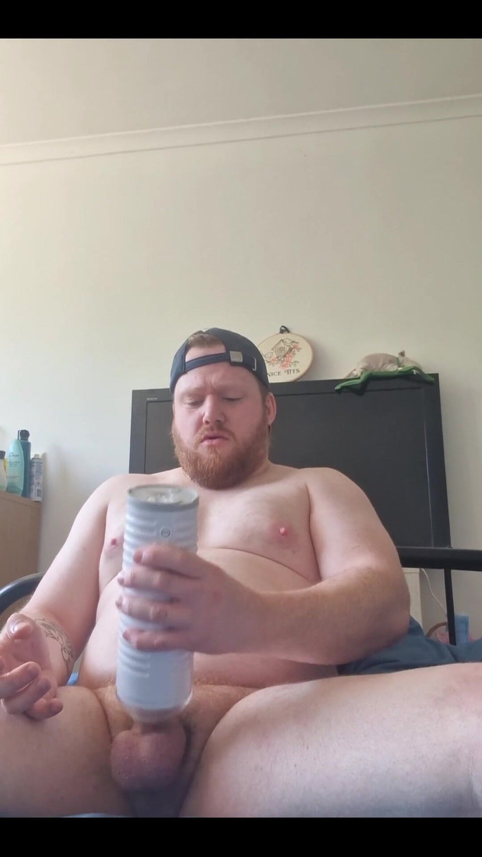 Touchstone: Bu Fleshlight'ı değiştirip sizden birine boşalmamı diliyorum