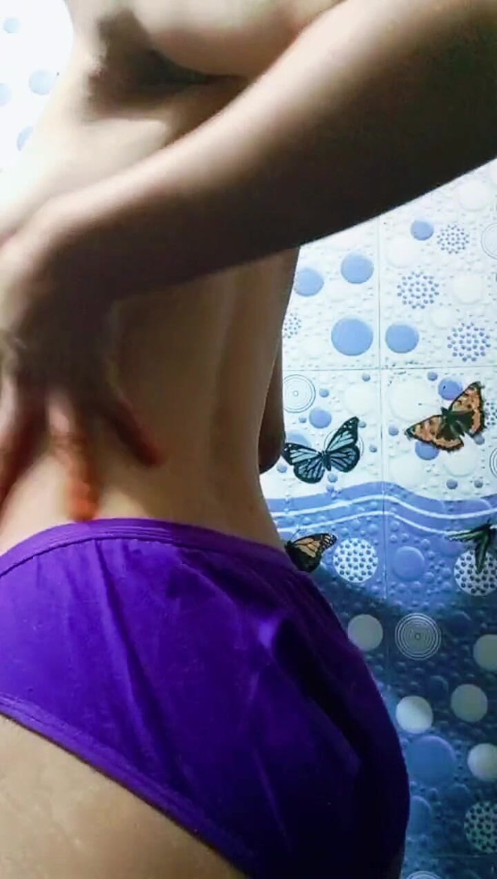 Silver_Worm: Indian Bathroom Viral Vidoe