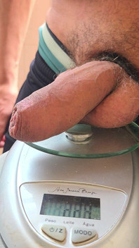 How Much Does an Real Alpha Cock Weigh?