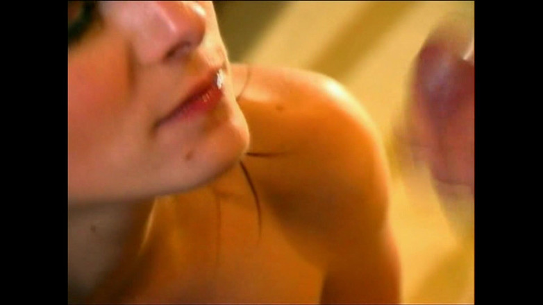 Hard Accademy: जवान शेर की ताकत से एक-दूसरे को चोदते हैं।