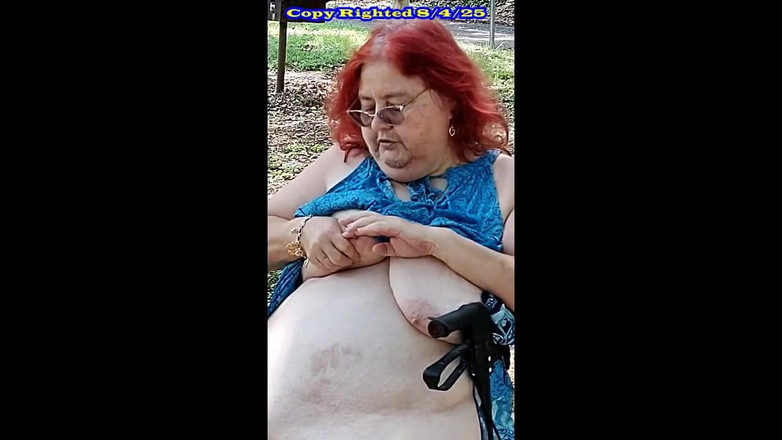 BBW nurse Vicki adventures with friends: 春天的散步和闪烁的冒险！