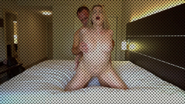 DCTrousersnake: Alexandra - người phục vụ gợi cảm banh mông sau ca...