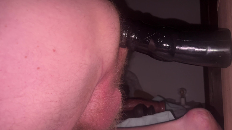 Almaviva: Сфінктер дідуся ще не звик отримувати цього монстра