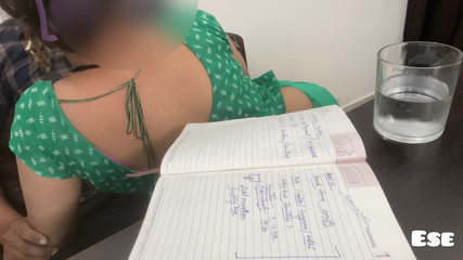 Sammy Sins: Người giúp việc Ấn Độ nhận lời mời làm người mẫu