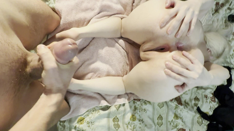 AurelliaCreampie: Deepthroat cổ họng dễ thương nuốt và bắn tinh vào...