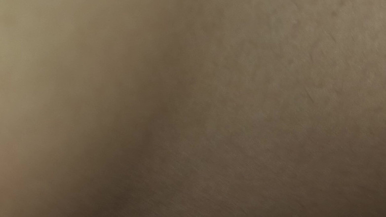 AngyAmazon: Mój czarny byk pociera swojego kutasa o moją cipkę przed...