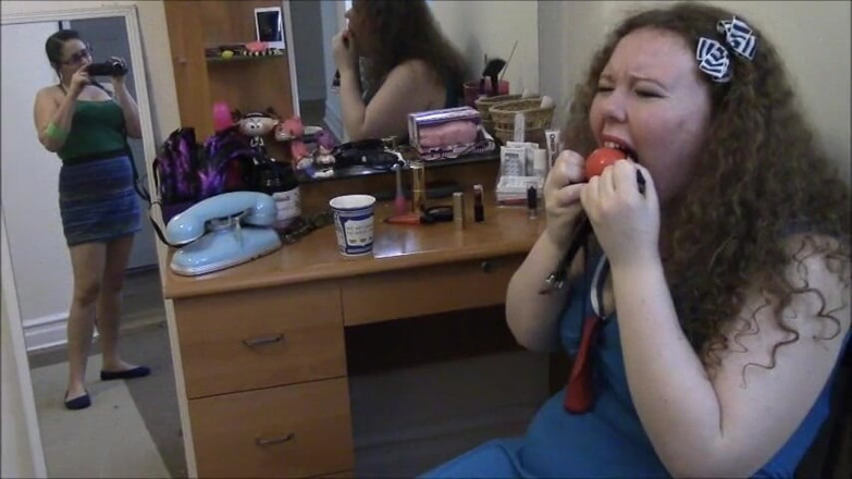 Selfgags classic: Mail dalla mia sorellastra amante delle gag!