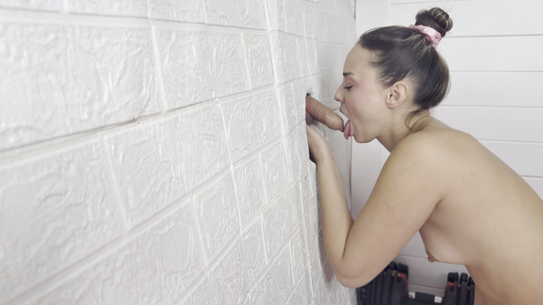 misss_vikki: Gloryhole - Saat Benar-Benar Merasa Baik