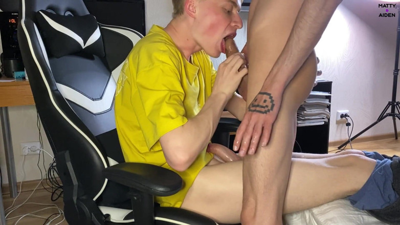 Matty And Aiden: Teenage twink sucks his friend