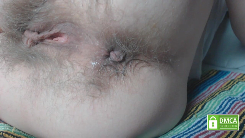 Risky Hairy Couple: Fart i tyłek palcowania