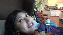 Penelope vient vous rendre visite et veut vous montrer un bon moment