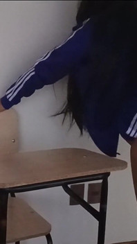 Esto Es Lo Que Hacen Los Amigos Reales Cuando El Aula Está Vacía (versión Completa)