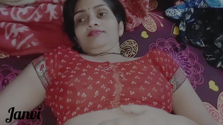 Janvibhabhii: Kakak tiriku kontolku di luar air