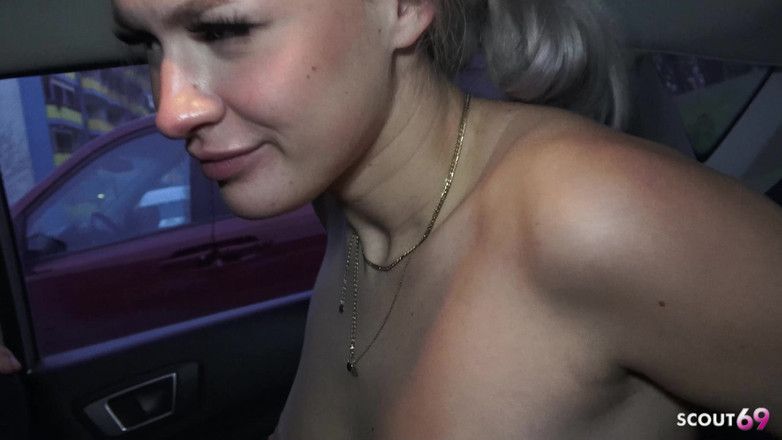 Scout69: Німецьку блондинку Лізу підчепили і поспілкувалися з ризикованим трахом в машині в громадському місці