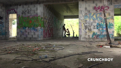 Very discreet straight boys curious: 两个 Seyx 法国 twinks 在公园里做爱