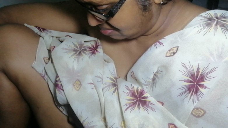 Tina Baby: Principio de castigo atrapó maestra india follando con lesbiana, parte 7