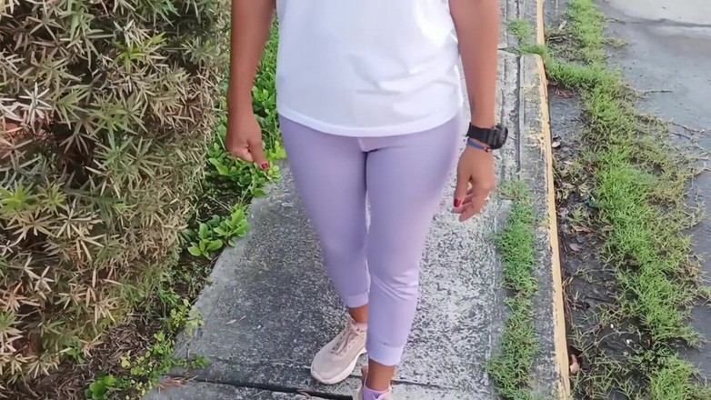 Swingersamateur40: Îmi dau pizda suculentă unui străin, mă fute grozav. O...