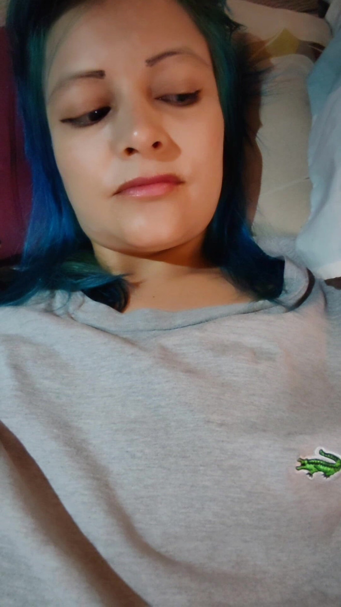 Lusi: Lusi，墨西哥妻子在丈夫不在的时候拍摄视频