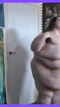 卧室里的性ssbbw脱衣服