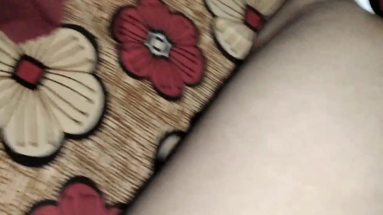 Sex041987: Ik liet Bhabhi vanavond spuitend met mijn lul