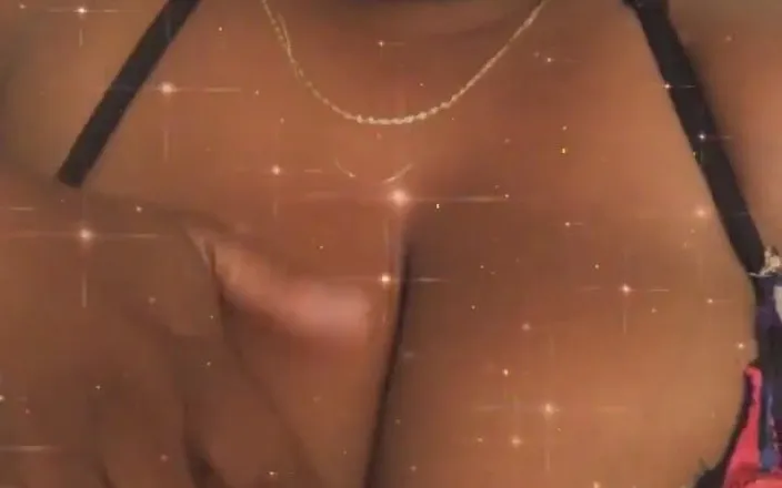 Diamond: Titties Looking Right!