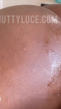 Ebenholz-solo-anal-backshots