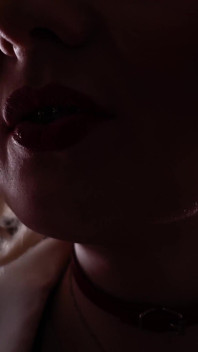 Sigara içme fetişi - hizmetçi orta yaşlı seksi kadın Arya Grander