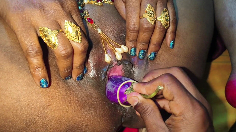 Sumang studio: Quand la propriétaire bengalie est venue pour demander un loyer