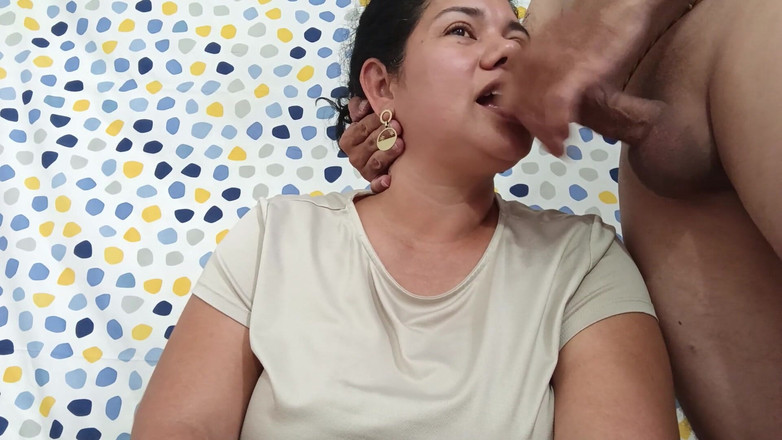 Valkyrieandluigy: Leche En Los Dientes, výstřik na obličej