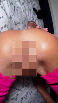 La MILF En Forme Barbie a Besoin De Nombreux Orgasmes Tous Les Jours, Vous Êtes Prêt ?