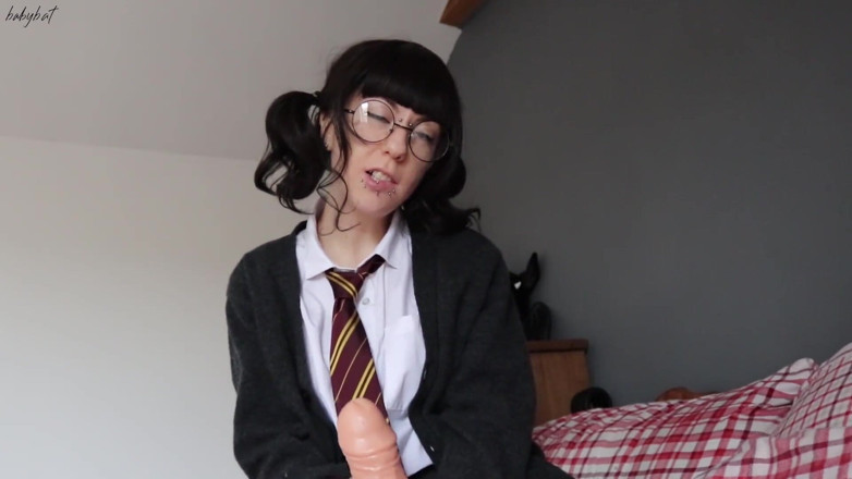 Fetpup: グリフィンドールの女の子をクソ生ハメ