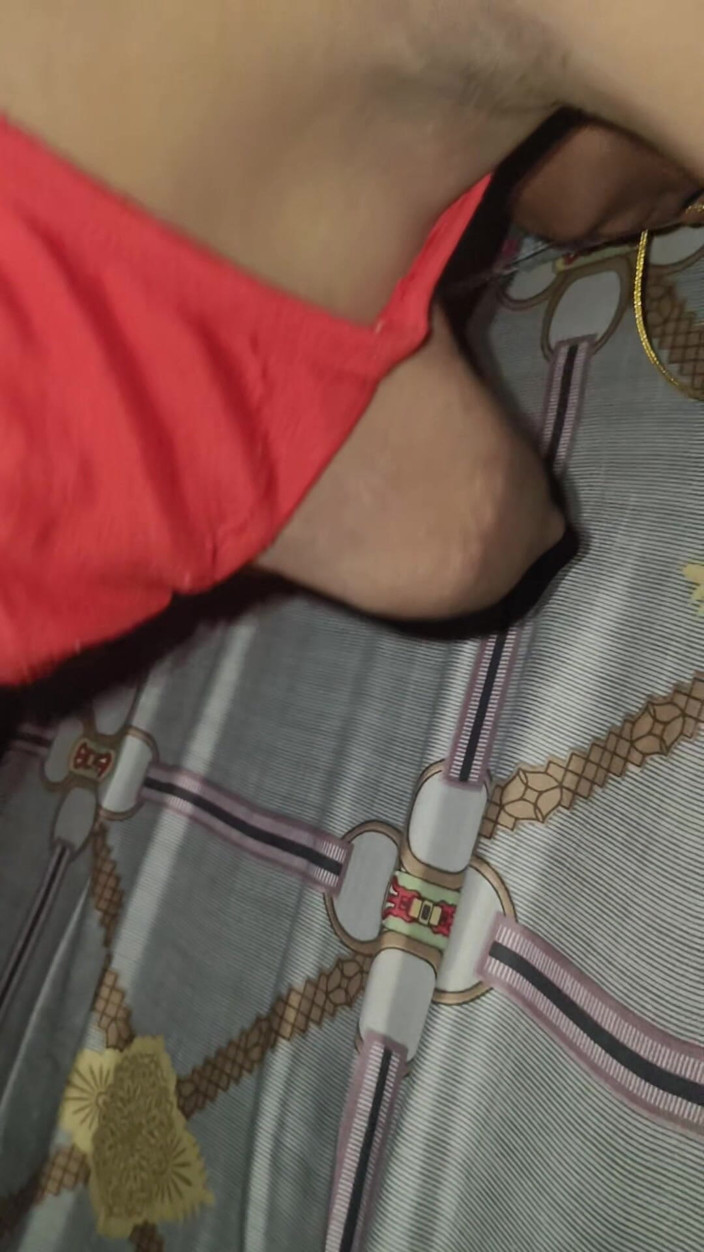 X videos: Fratele vitreg se fute pe la spate