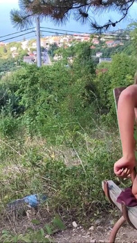 A Local Resident Fucked a Tourist Girl Hard in the Ass