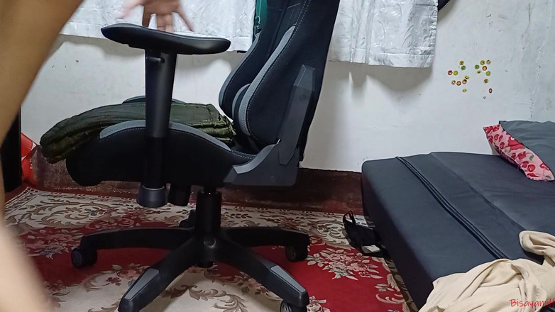 BisayaCouple29: 그녀는 매우 부하를 신음, 우리는 밖에서 잡힐 수 있습니다