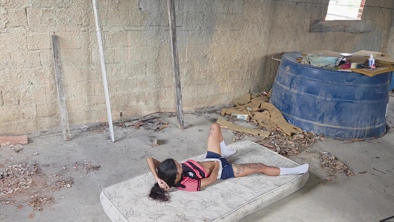 Bebes vagabundas: Sexo No Terraço 100% Anal