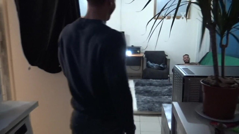 AMATOR BAREBACK FRENCH PORN: Hugo Tara Latino dikongkek tanpa kondom oleh Viktor Rom