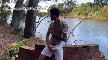 Leandro e Asafe: Giving It to a Stranger I Found in the Woods