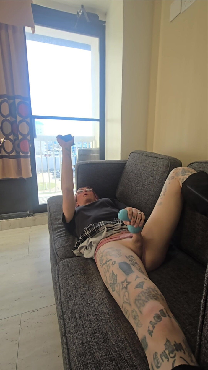 Lynn Kaotik: Transslet komt klaar op haar eigen gezicht