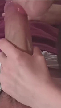 Ich habe den mund meiner stiefschwester mit heißem sperma gefüllt