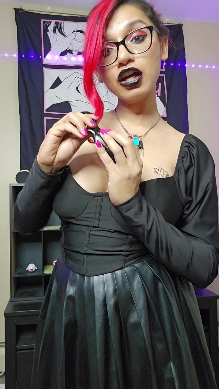 Goddess Rarity: 빨고 있는 동안 무엇을 해야 할지 알려주는 여신 Rarity