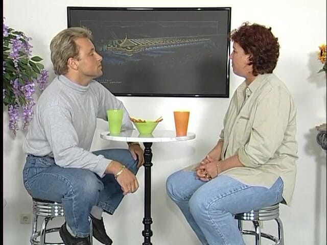 French X: MILF saje ptáka a pak je ošukaná do pusy