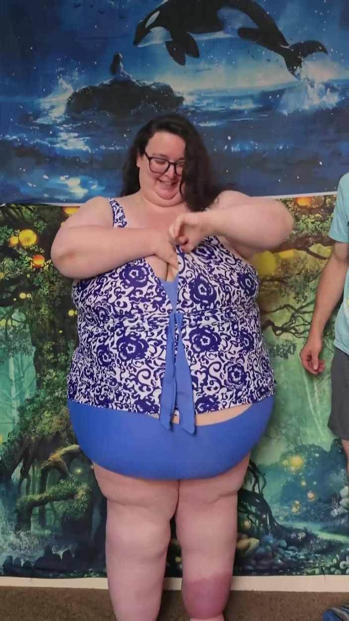 SSBBWLadyBrads: SSBBW Giant Fat Body Swim Suit with Help