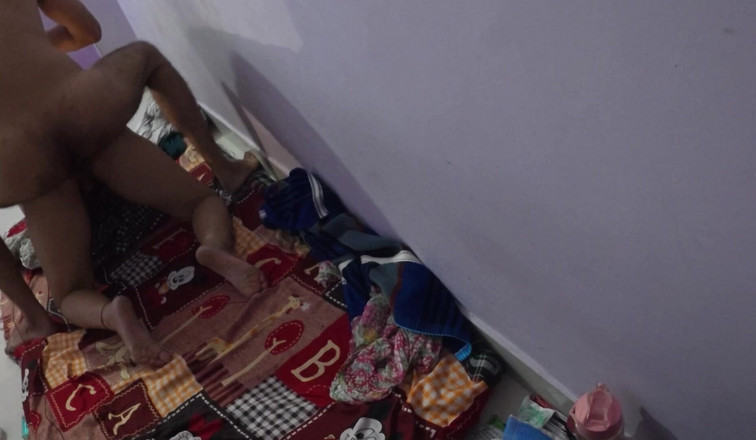 Rishi: 내 인생을 빼앗고, 자지를 사랑스럽게 빠은 후, 열심히 따먹어.